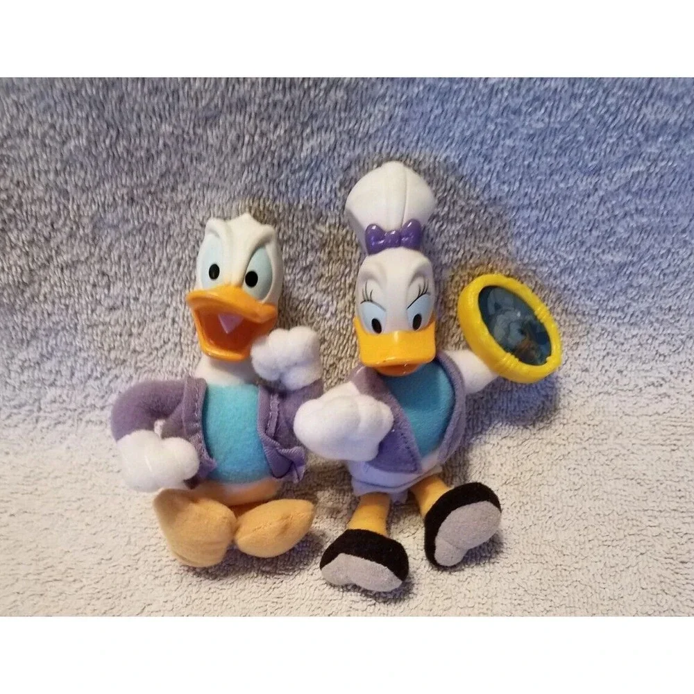 2001 House of Mouse McDonalds Happy Meal Toy‎ ~ Daisy Duck Donald Duck